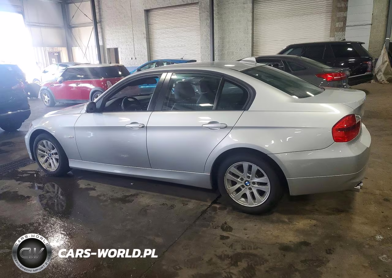 2007 BMW 328 Xi VIN:WBAVC93537KX55101 - 2