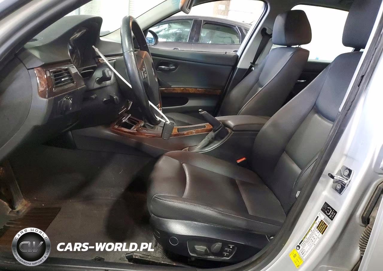 2007 BMW 328 Xi VIN:WBAVC93537KX55101 - 7