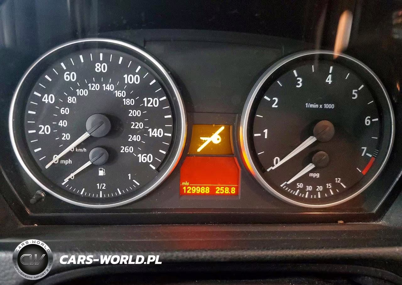 2007 BMW 328 Xi VIN:WBAVC93537KX55101 - 9