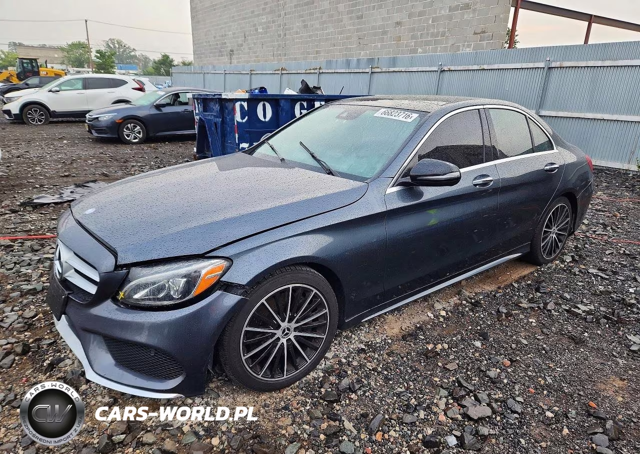 2016 Mercedes-Benz C 300 4Matic – zdjęcie 1 z 12