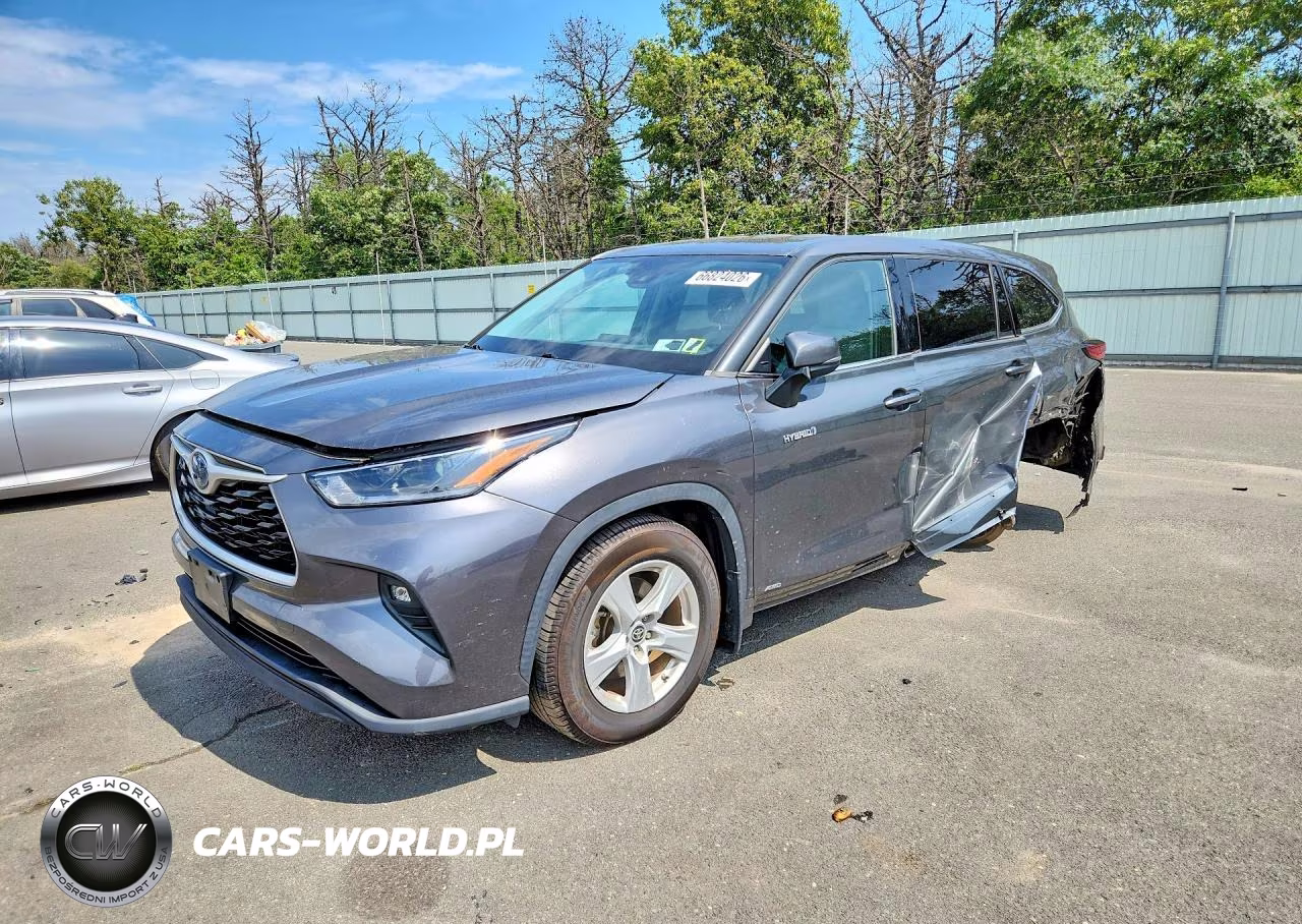 2021 Toyota Highlander Hybrid Le