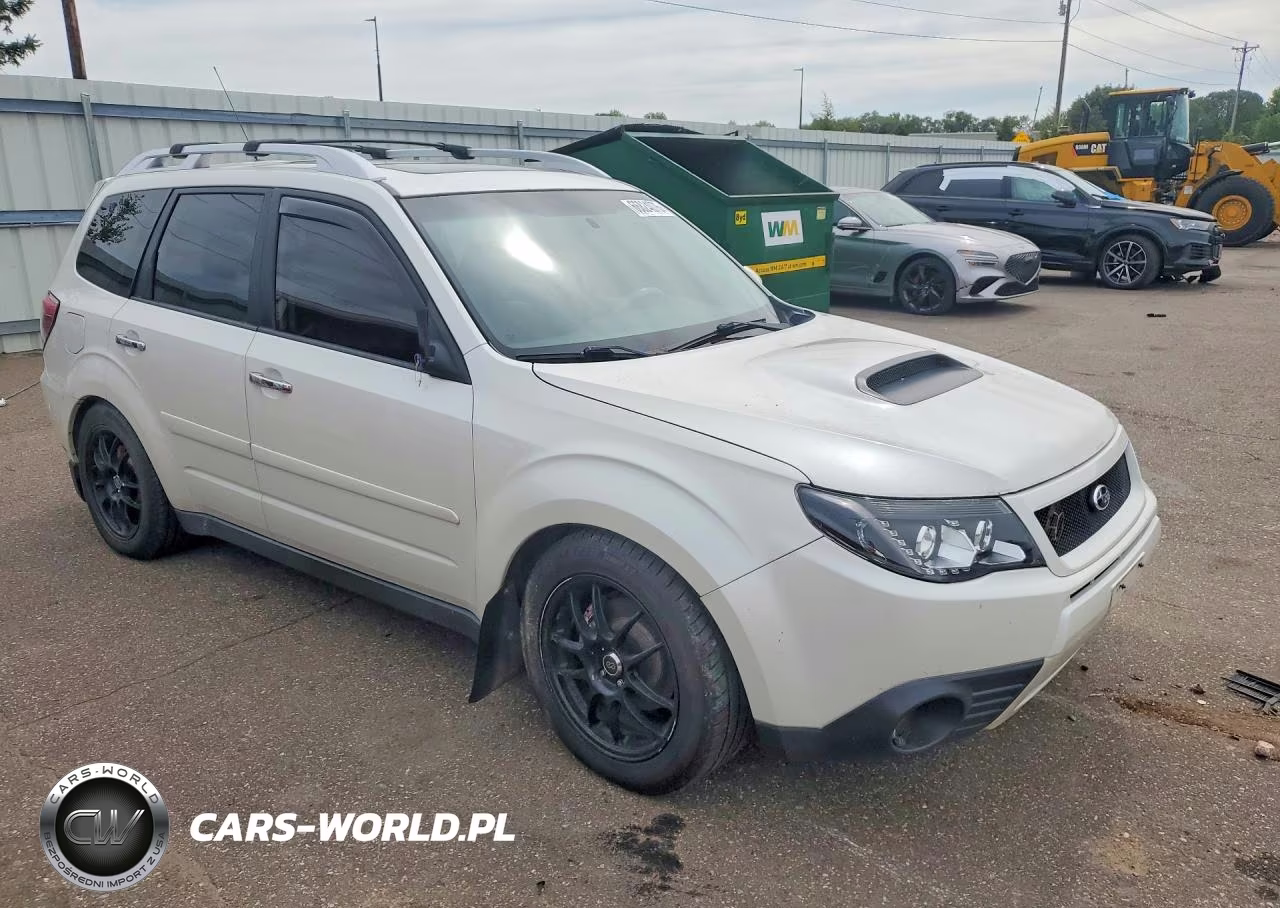 2013 Subaru Forester Touring VIN:JF2SHGGC1DH430929 - 4