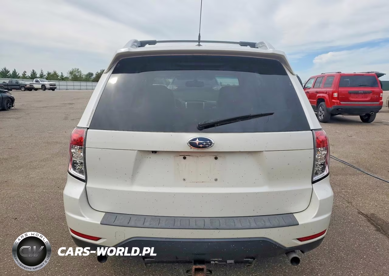 2013 Subaru Forester Touring VIN:JF2SHGGC1DH430929 - 6