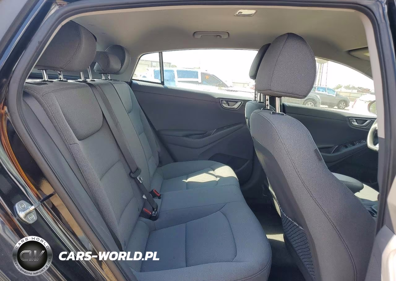 2021 Hyundai Ioniq Blue VIN:KMHC65LC9MU261149 - 10