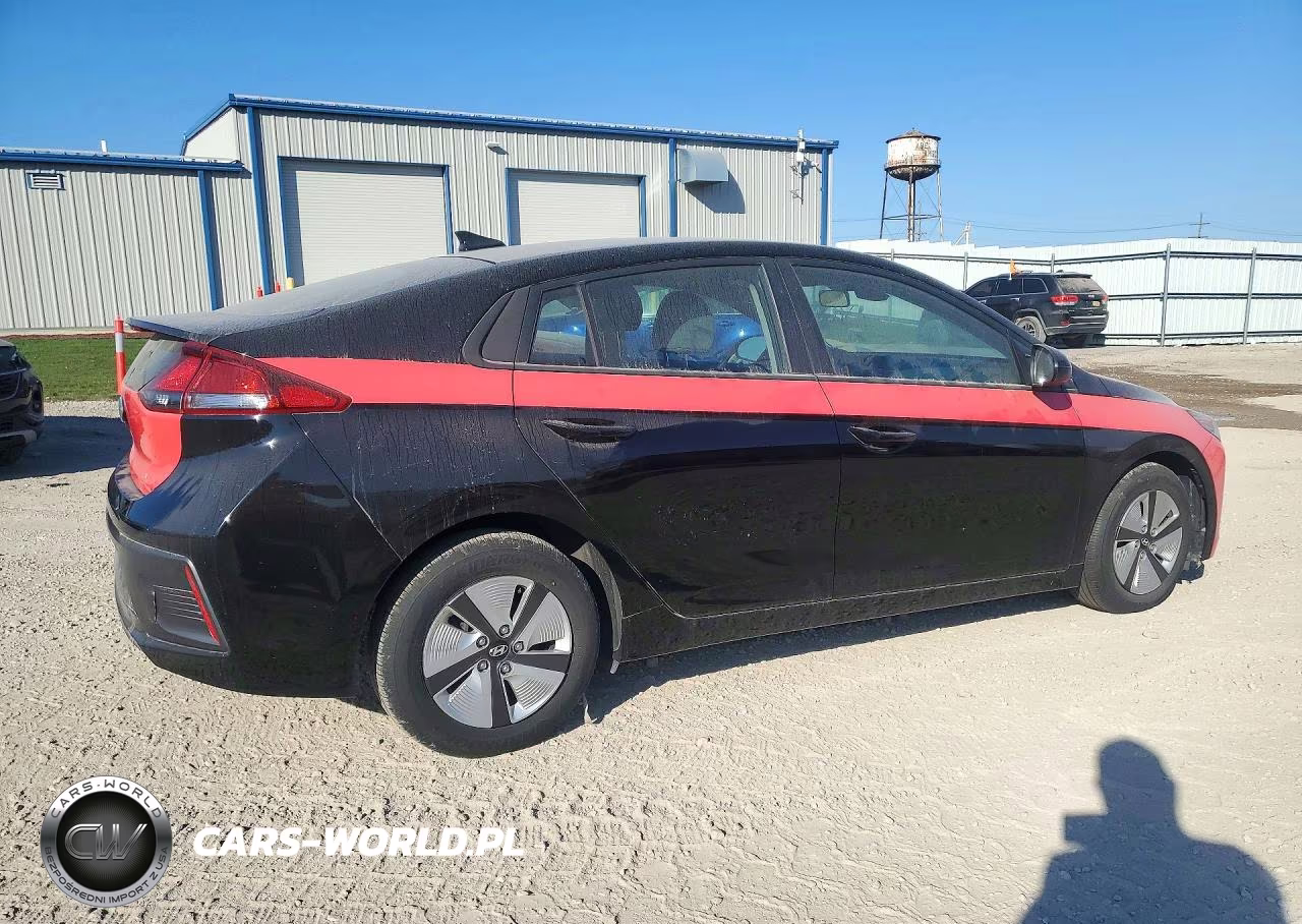2021 Hyundai Ioniq Blue VIN:KMHC65LC9MU261149 - 3
