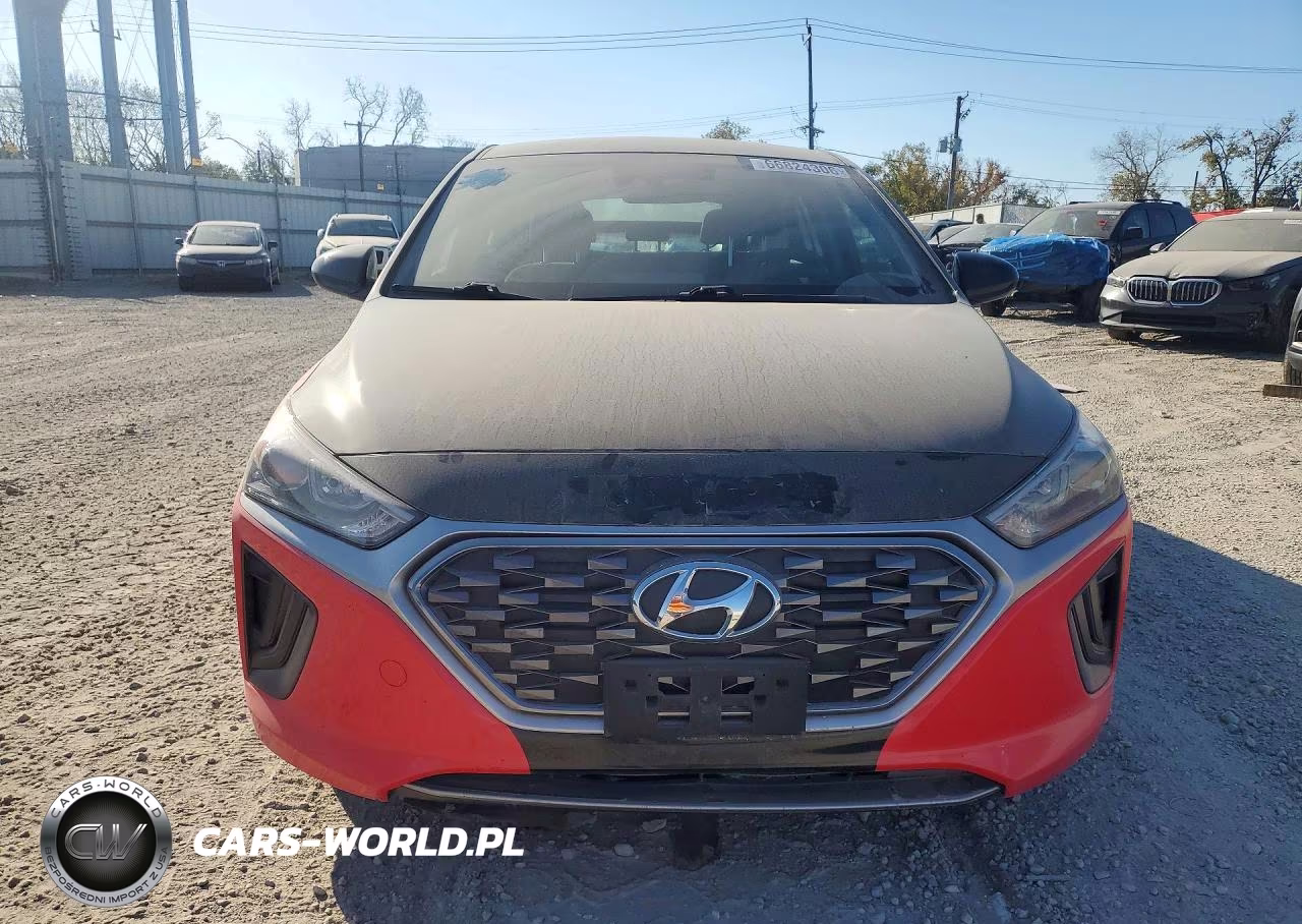 2021 Hyundai Ioniq Blue VIN:KMHC65LC9MU261149 - 5