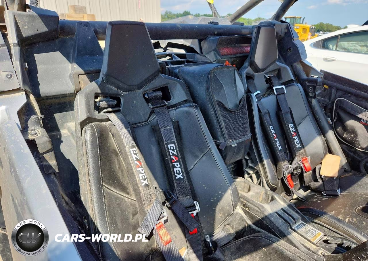 2018 Can-Am Maverick X3 Turbo VIN:3JBVGAY48JK000663 - 6