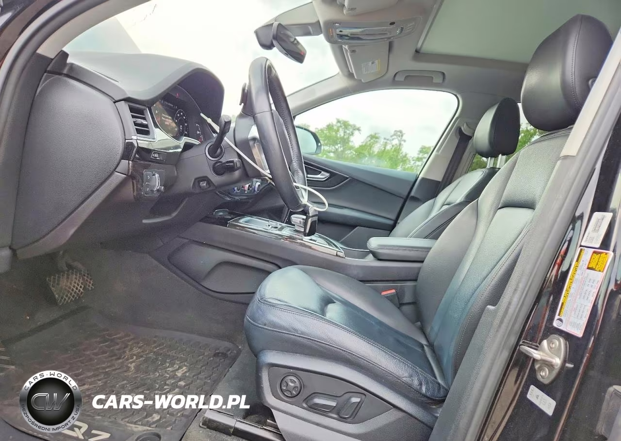 2019 Audi Q7 Premium Plus VIN:WA1LAAF77KD009921 - 7
