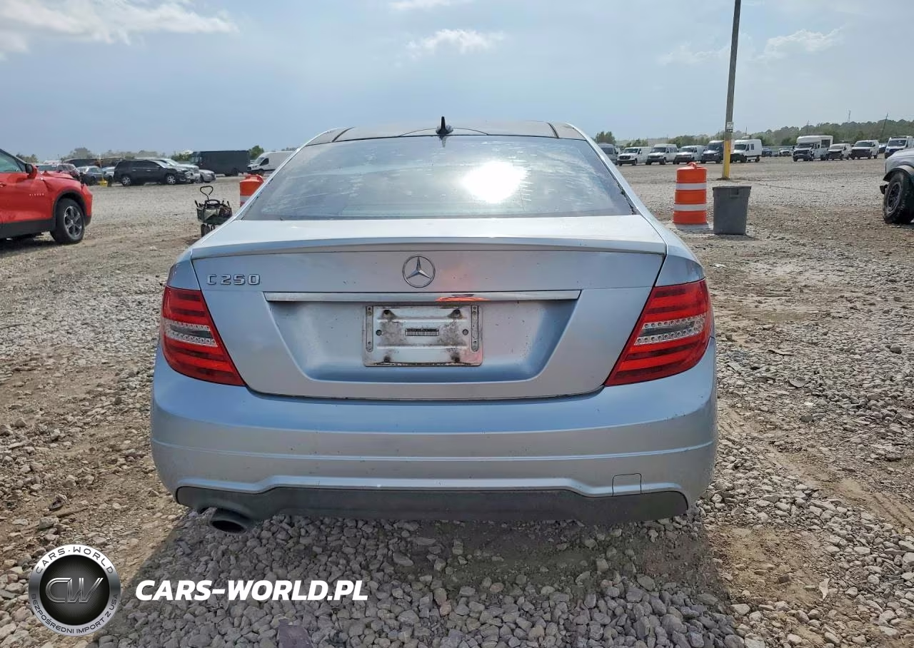 2015 Mercedes-Benz C 250 VIN:WDDGJ4HB1FG369819 - 6