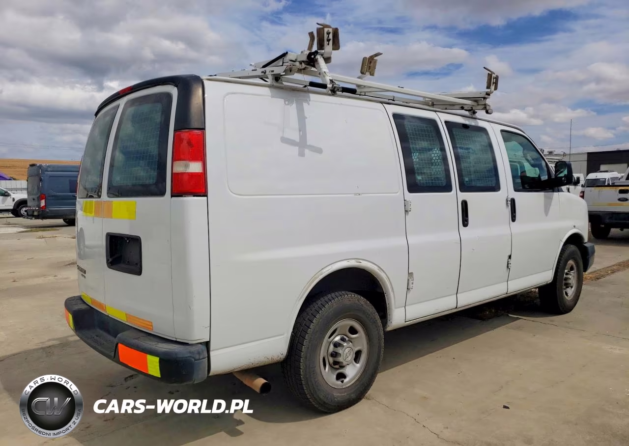 2016 Chevrolet Express VIN:1GCWGAFF3G1236959 - 3