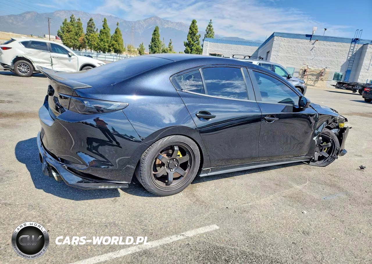 2021 Mazda 3 VIN:JM1BPAALXM1320591 - 3
