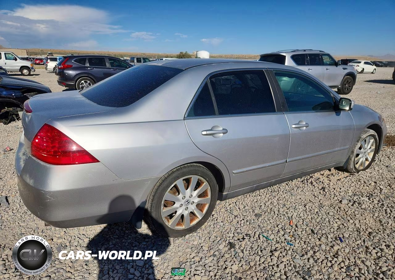 2007 Honda Accord Se VIN:1HGCM66467A068825 - 3
