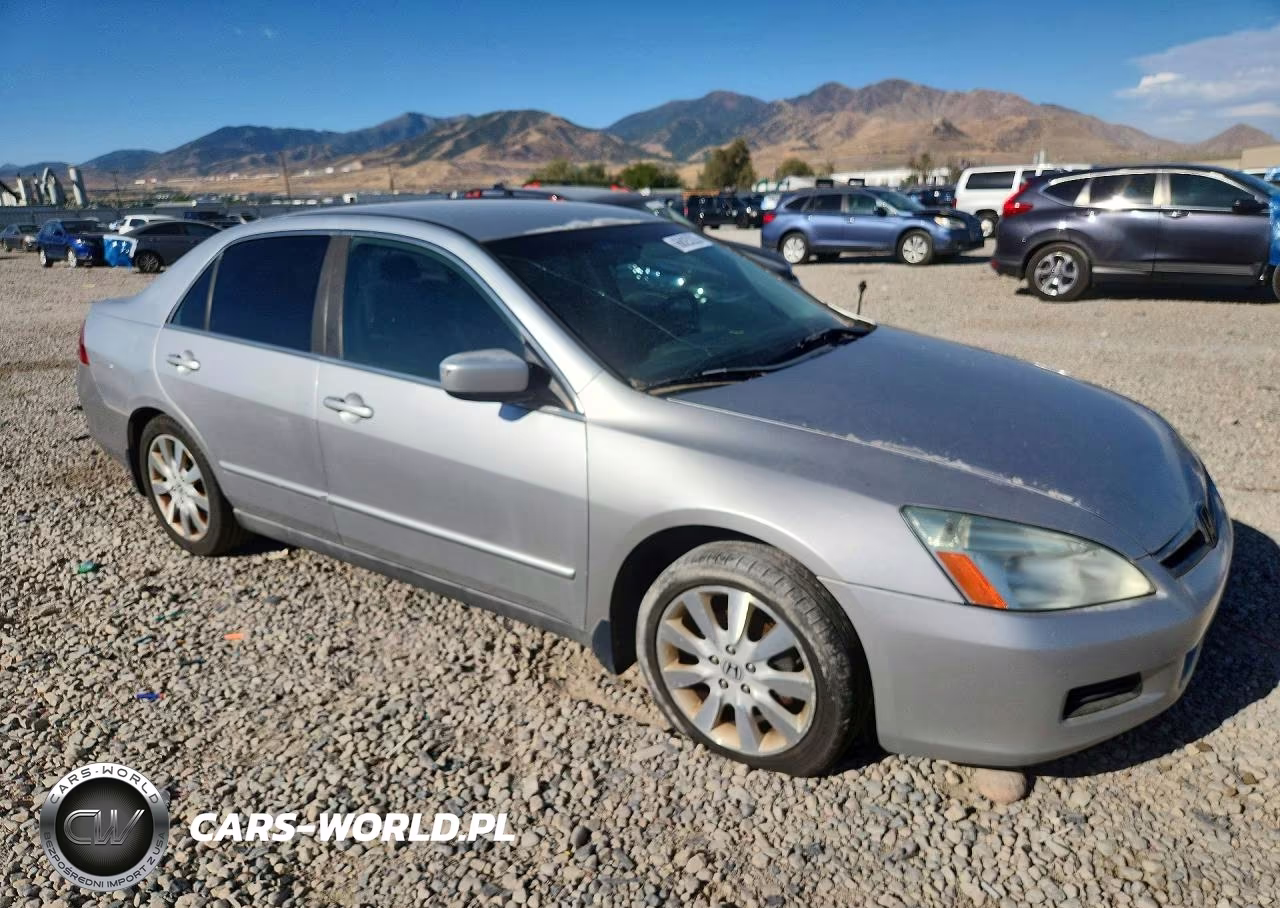 2007 Honda Accord Se VIN:1HGCM66467A068825 - 4