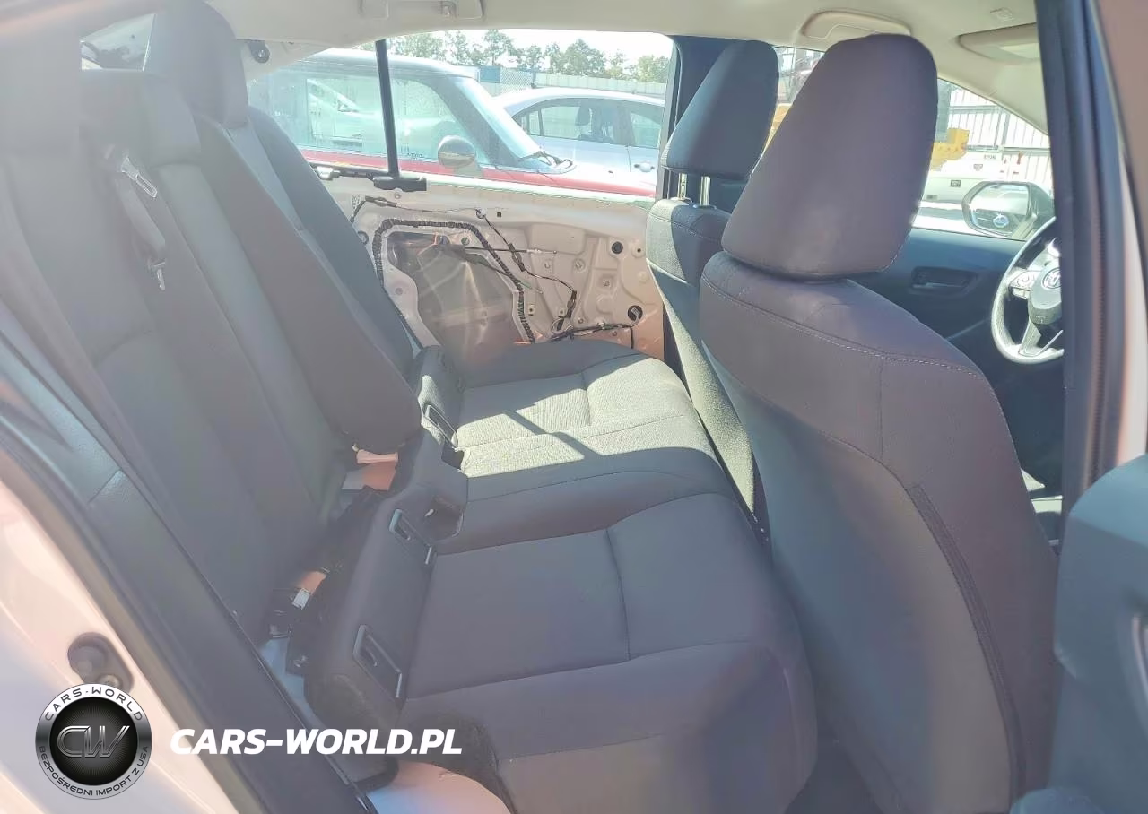 2025 Toyota Corolla Le VIN:5YFB4MDE5SP285765 - 10