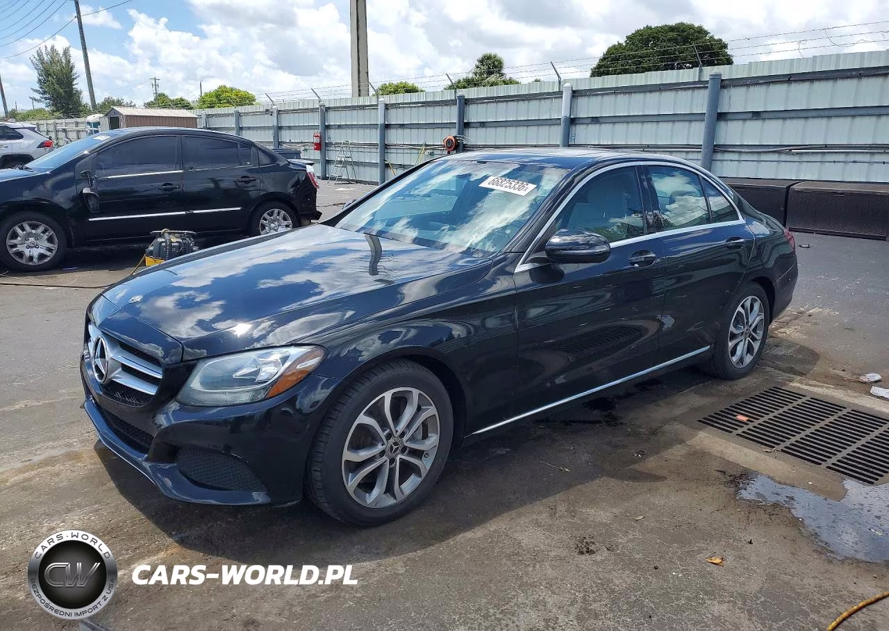 2018 Mercedes-Benz C 300 – zdjęcie 1 z 12