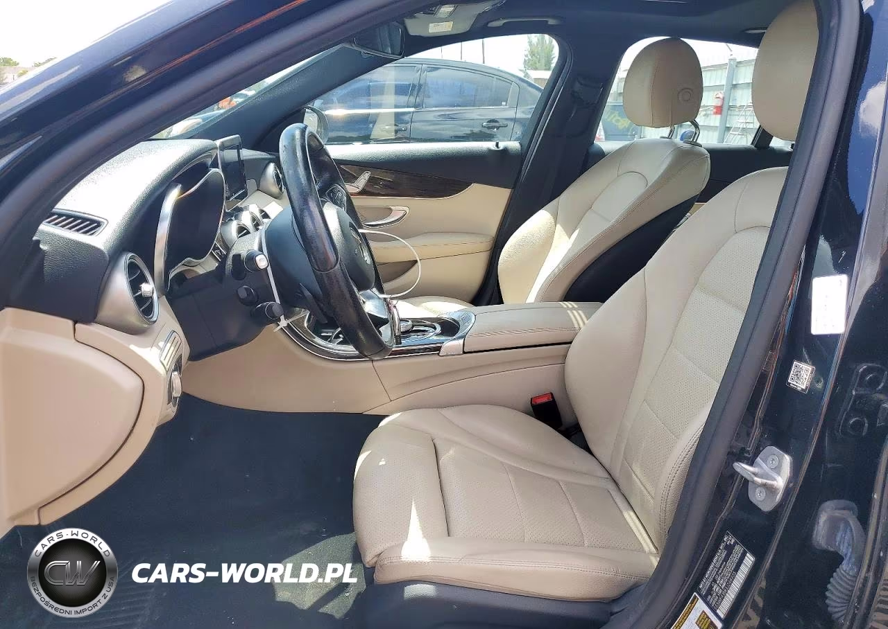 2018 Mercedes-Benz C 300 VIN:55SWF4JB8JU248935 - 7