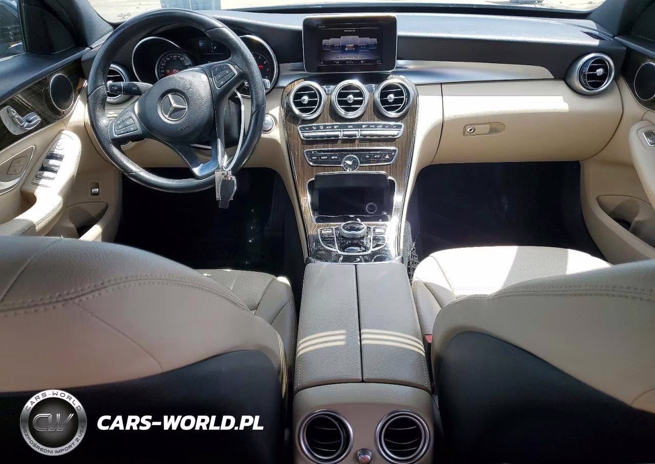 2018 Mercedes-Benz C 300 VIN:55SWF4JB8JU248935 - 8