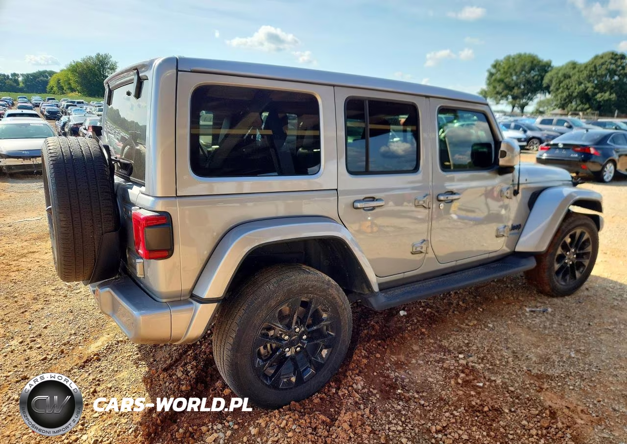 2021 Jeep Wrangler Unlimited Sahara 4Xe VIN:1C4JJXP69MW675580 - 3
