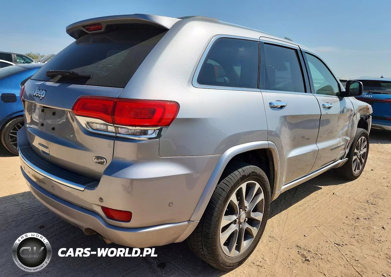 2017 Jeep Grand Cherokee Overland VIN:1C4RJECG9HC605722 - 3