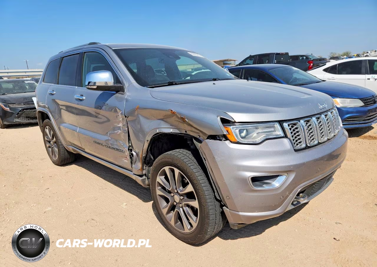 2017 Jeep Grand Cherokee Overland VIN:1C4RJECG9HC605722 - 4