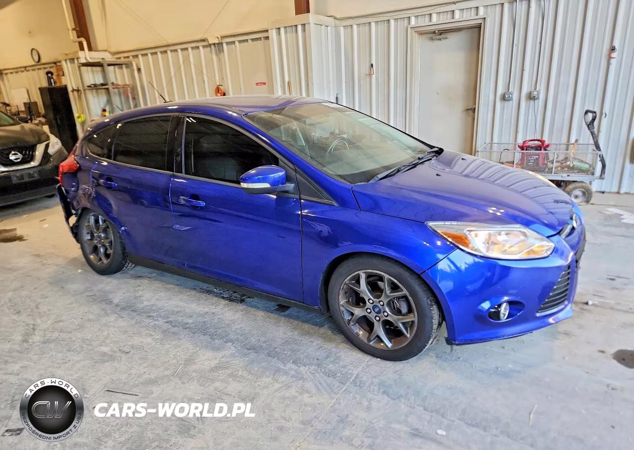 2013 Ford Focus Se VIN:1FADP3K29DL145755 - 4