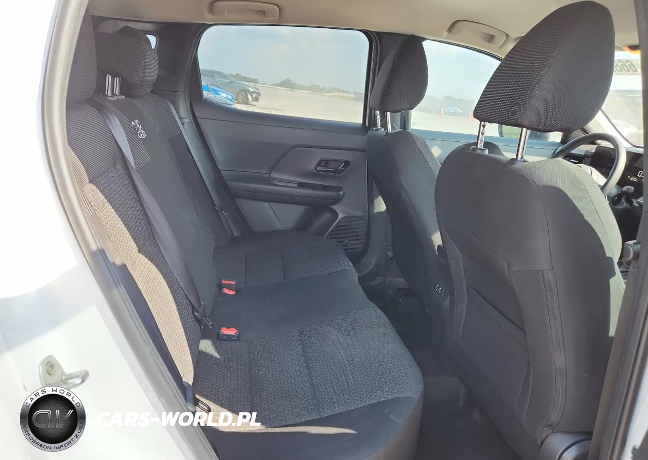 2025 Nissan Kicks S VIN:3N8AP6BA3SL322795 - 11