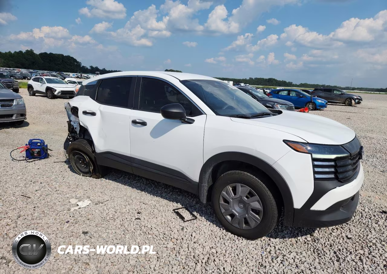 2025 Nissan Kicks S VIN:3N8AP6BA3SL322795 - 4