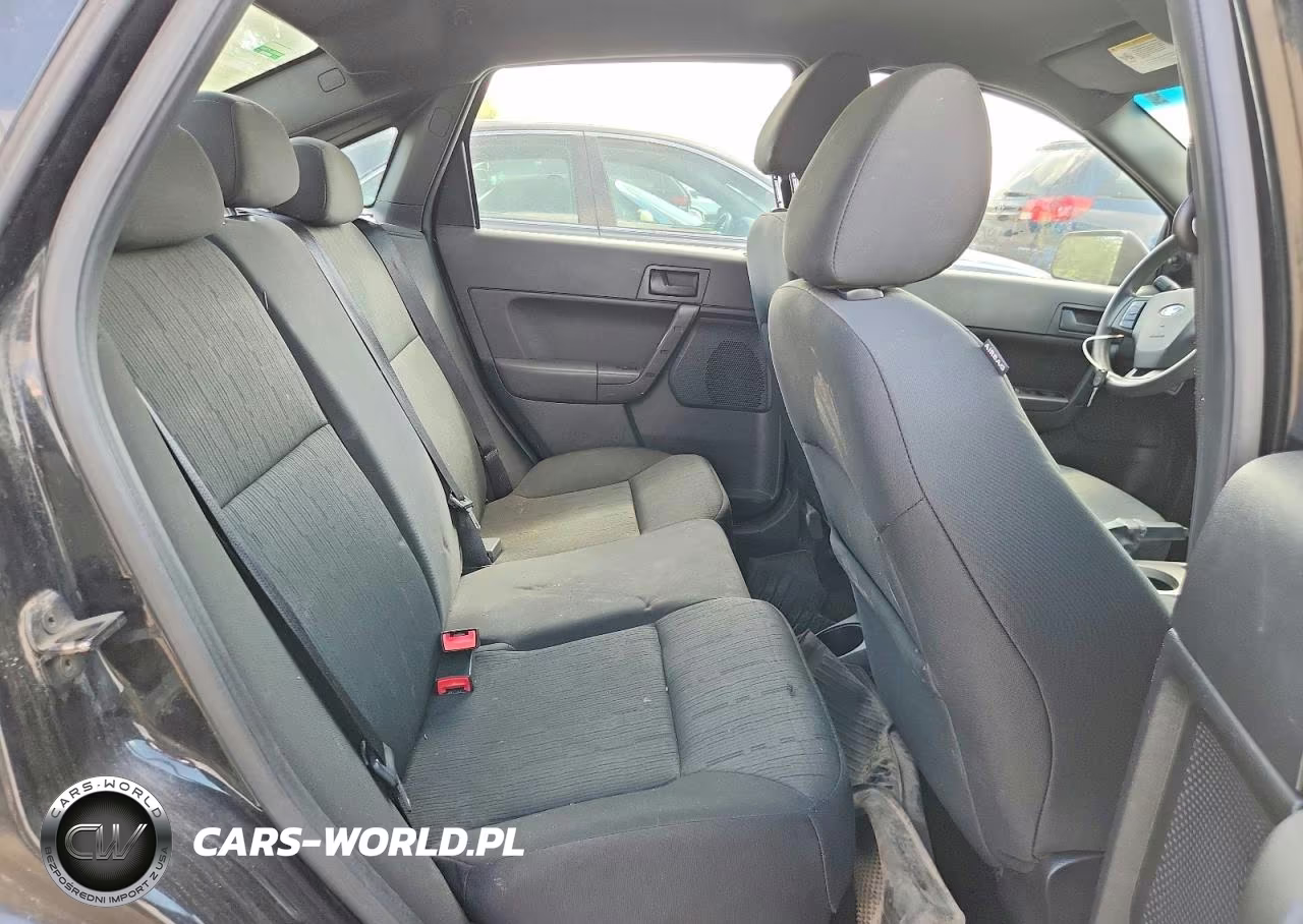2010 Ford Focus Se VIN:1FAHP3FN6AW267473 - 10