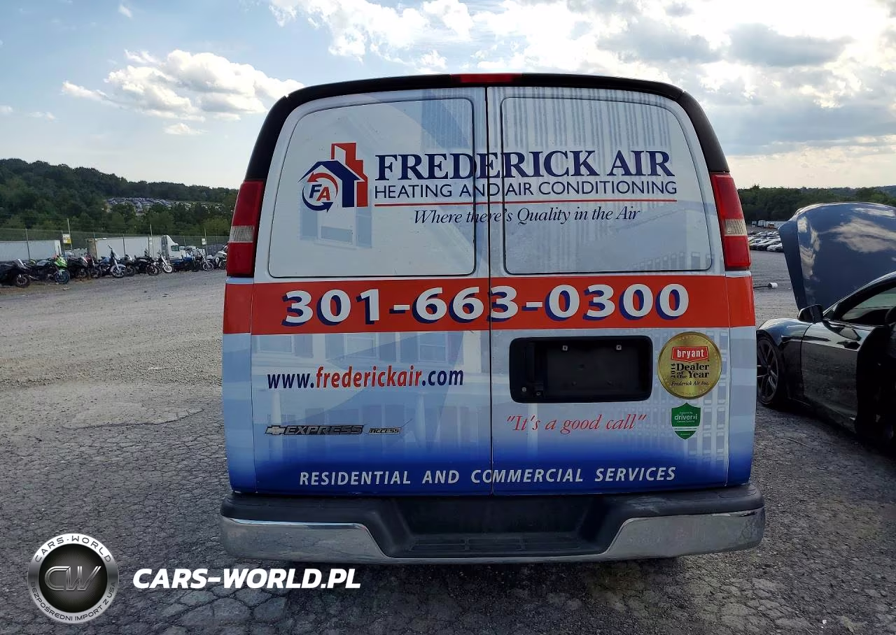 2017 Chevrolet Express G2500 VIN:1GCWGAFG6H1107124 - 6