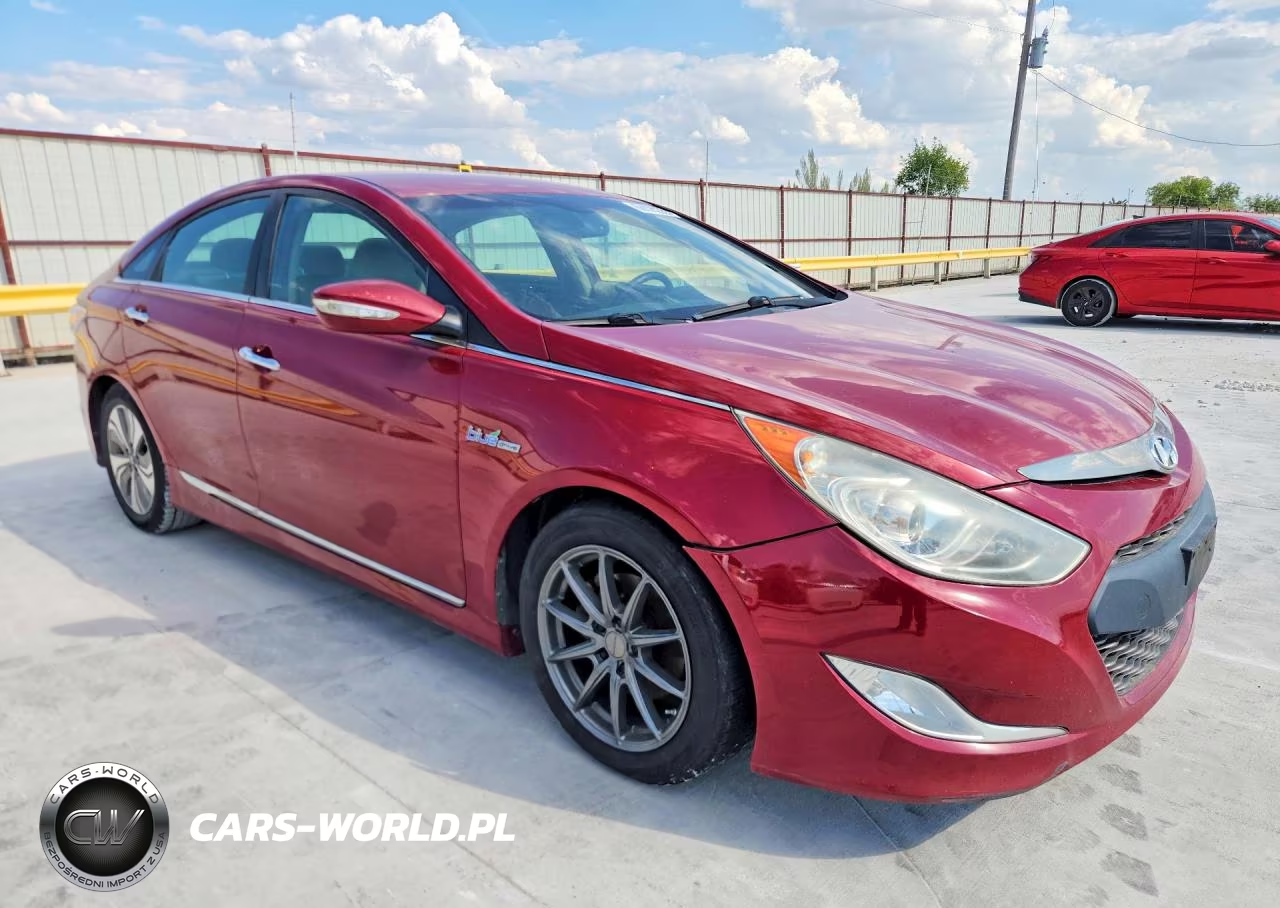 2015 Hyundai Sonata Hybrid Limited VIN:KMHEC4A4XFA120571 - 4