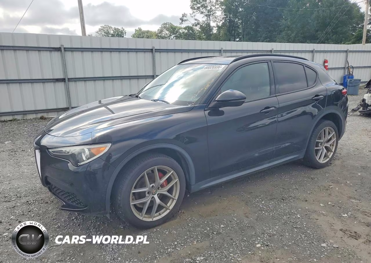 2018 Alfa Romeo Stelvio Ti Sport – zdjęcie 1 z 13