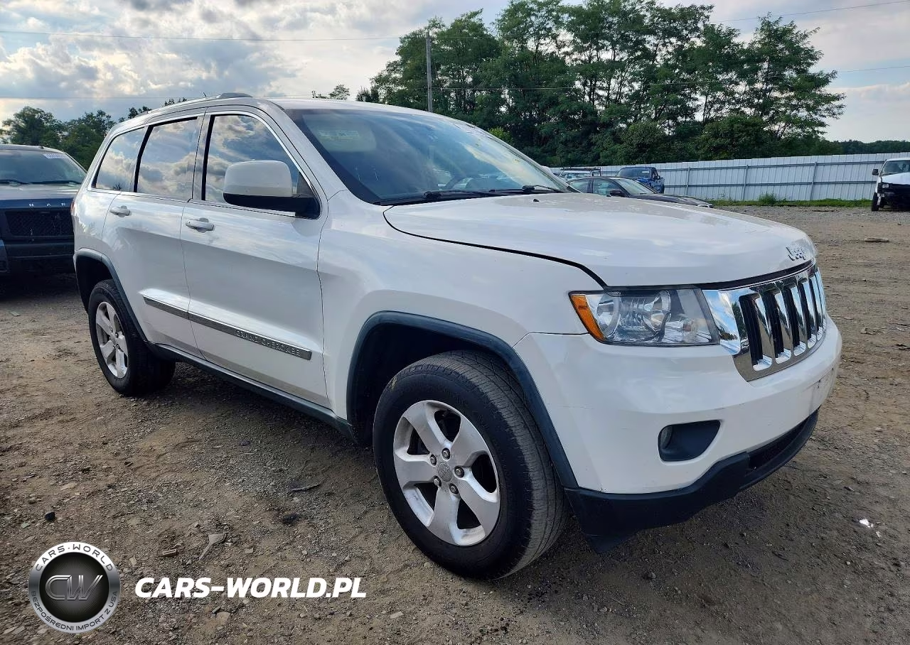 2011 Jeep Grand Cherokee Laredo VIN:1J4RR4GG7BC544448 - 4