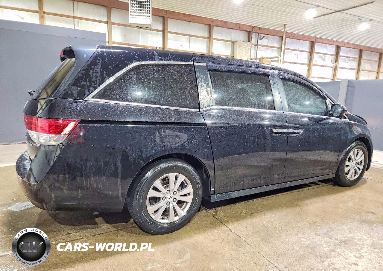 2017 Honda Odyssey Se VIN:5FNRL5H36HB025119 - 3