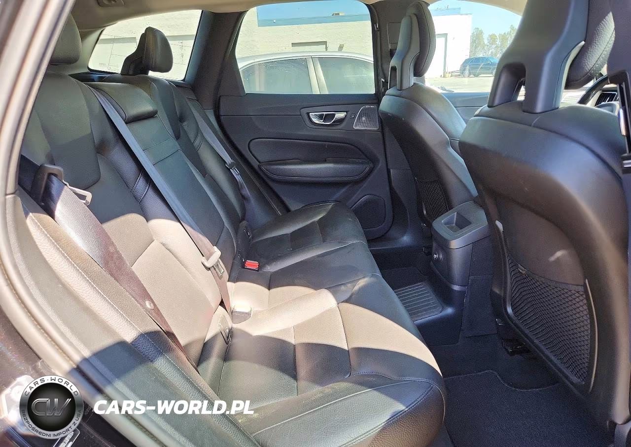 2018 Volvo Xc60 T8 Inscription VIN:LYVBR0DL3JB118194 - 11
