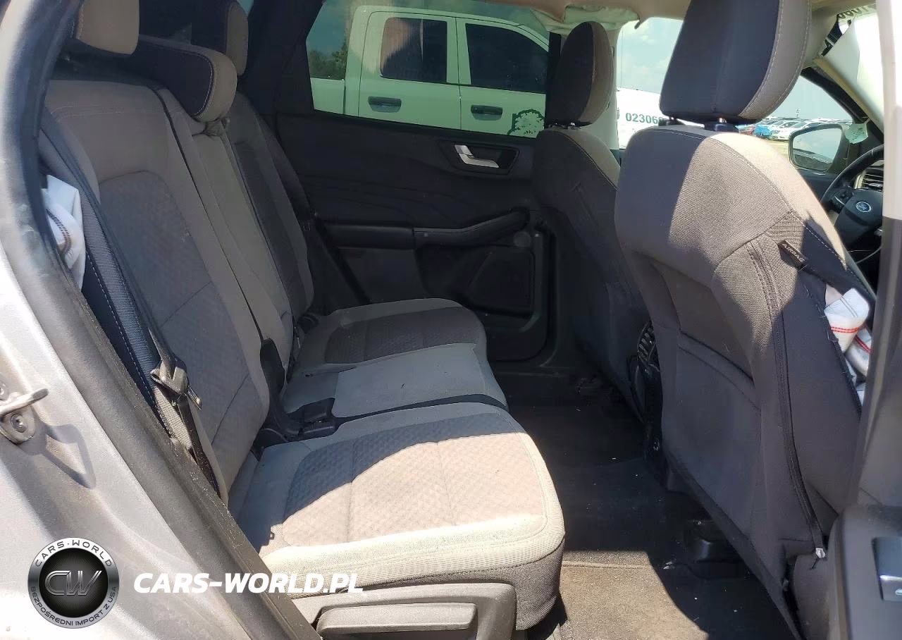 2021 Ford Escape Se VIN:1FMCU0G61MUA35068 - 10