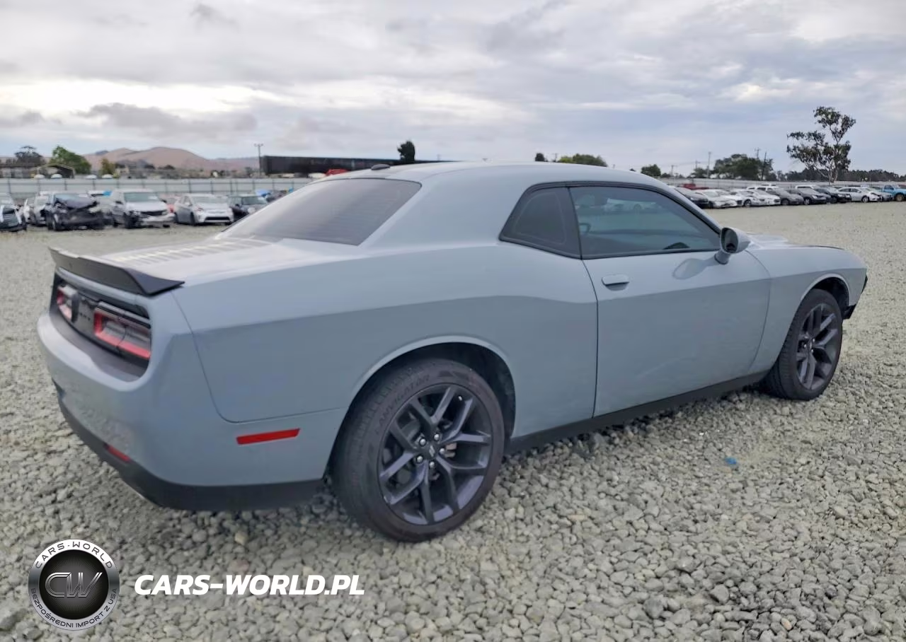 2021 Dodge Challenger Sxt VIN:2C3CDZAG5MH599811 - 3