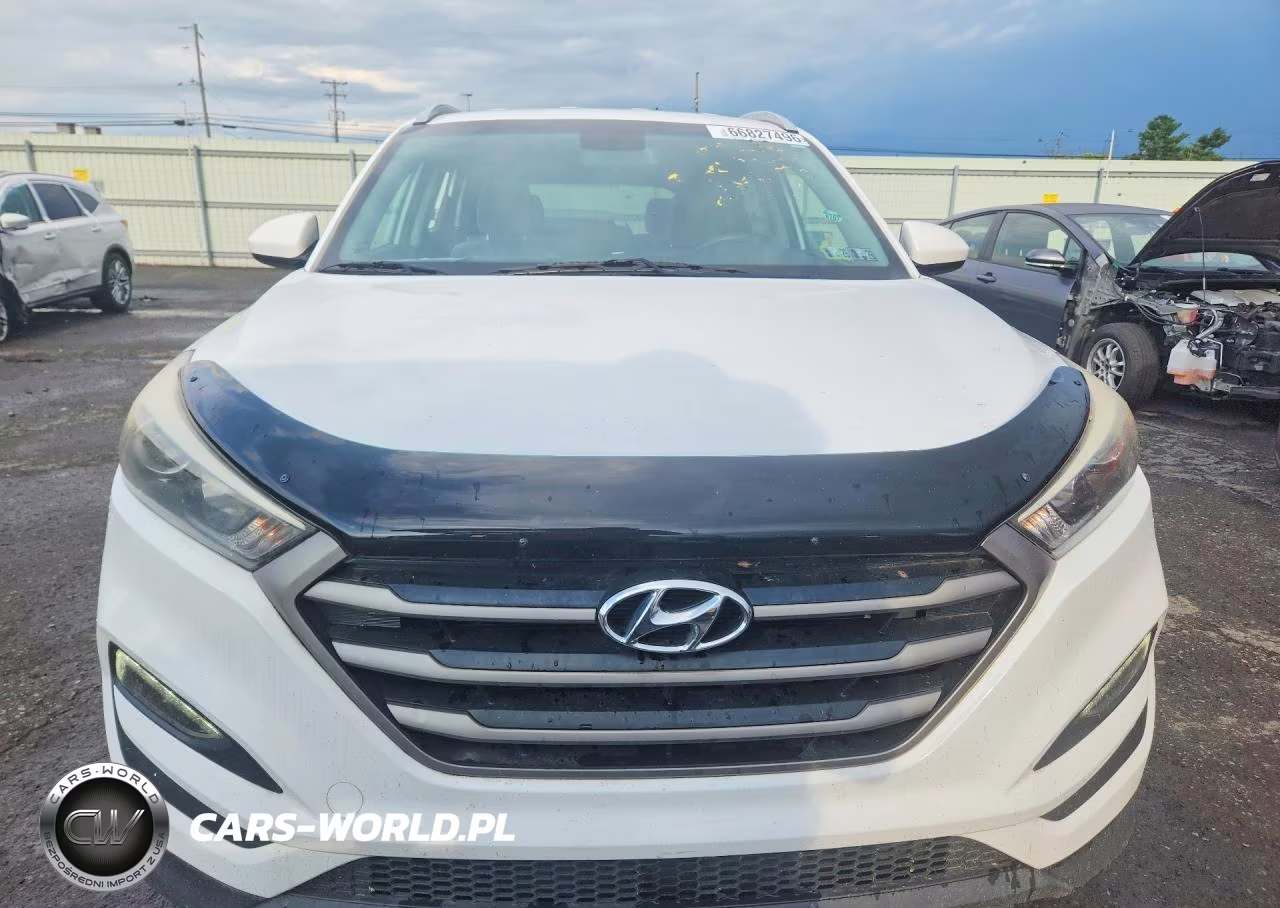 2016 Hyundai Tucson Se VIN:KM8J3CA47GU053923 - 5