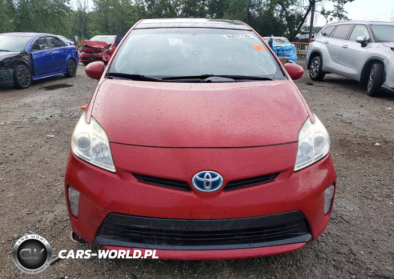 2012 Toyota Prius Three VIN:JTDKN3DU2C1502290 - 5