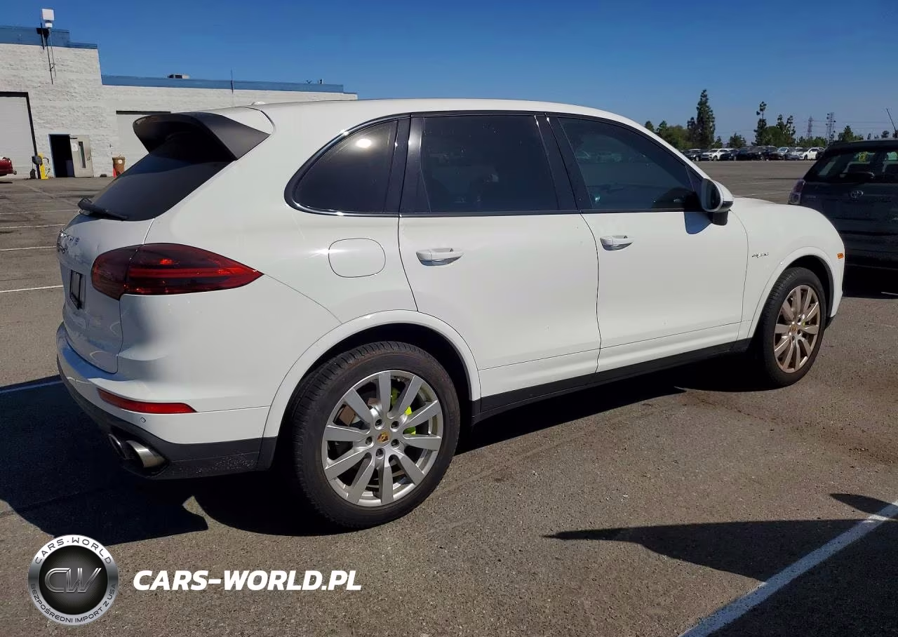2017 Porsche Cayenne Se Hybrid Platinum VIN:WP1AE2A27HLA75689 - 3