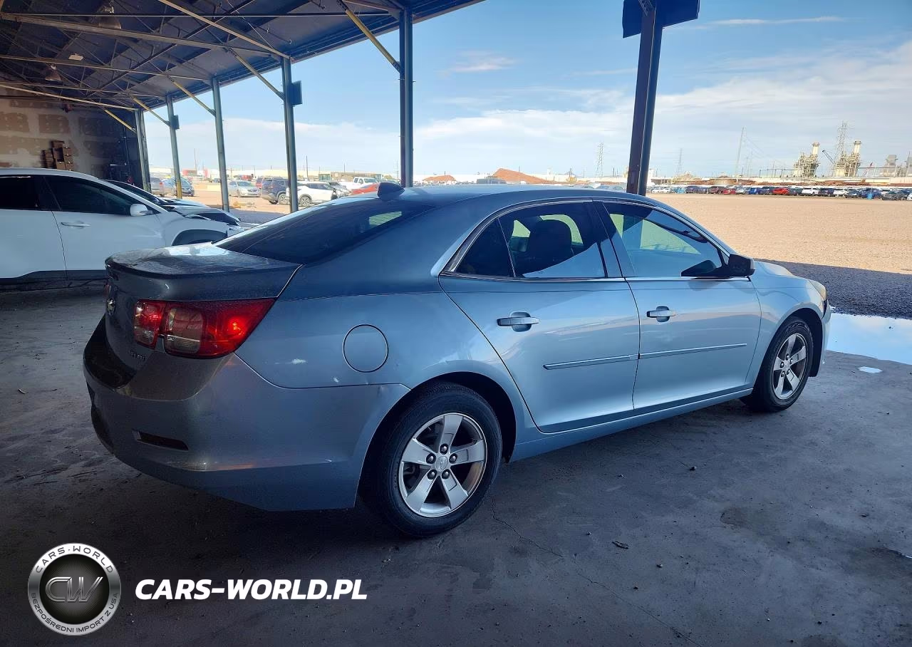 2013 Chevrolet Malibu Ls VIN:1G11B5SA8DU136787 - 3