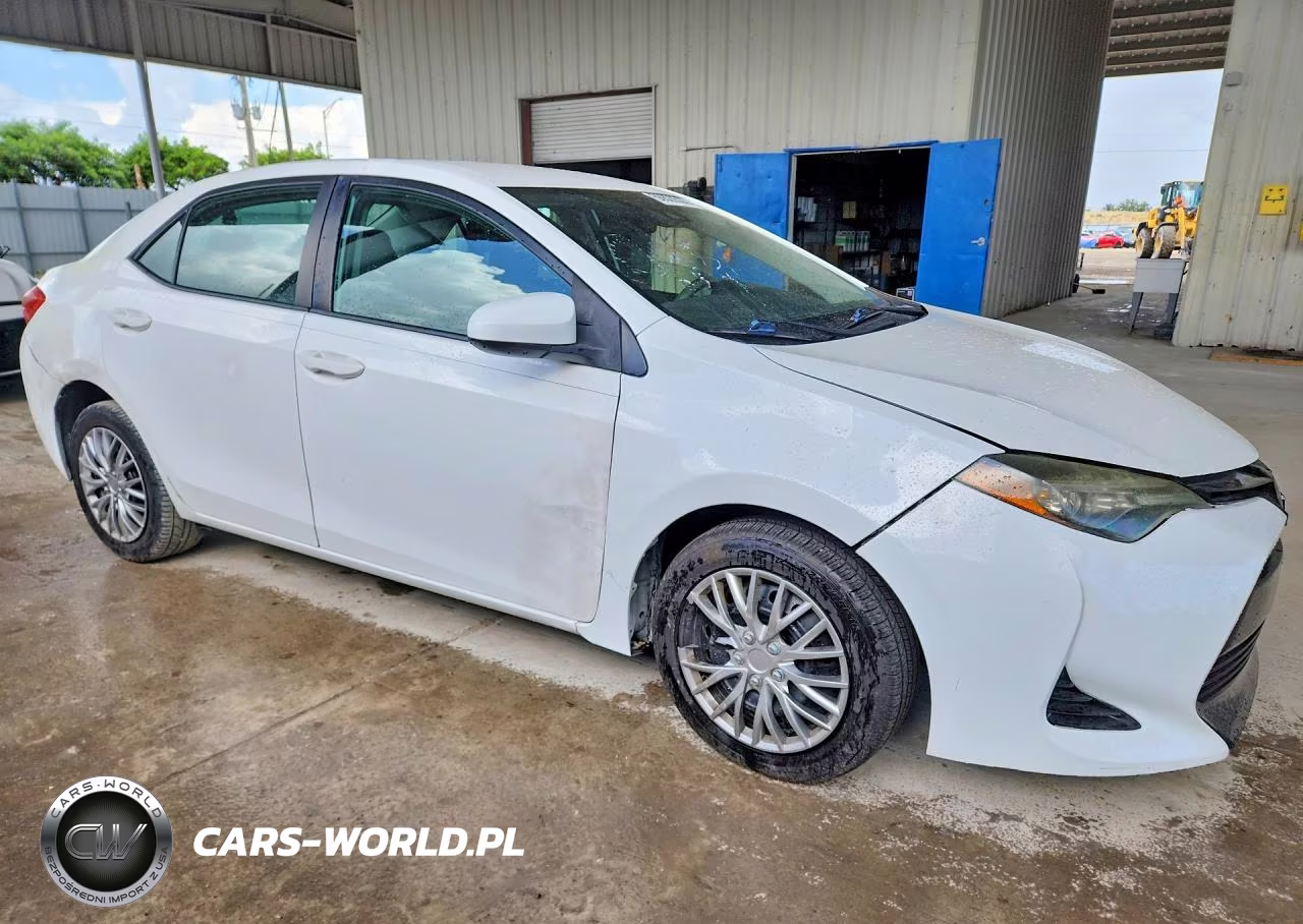 2019 Toyota Corolla Le VIN:5YFBURHE2KP877602 - 4