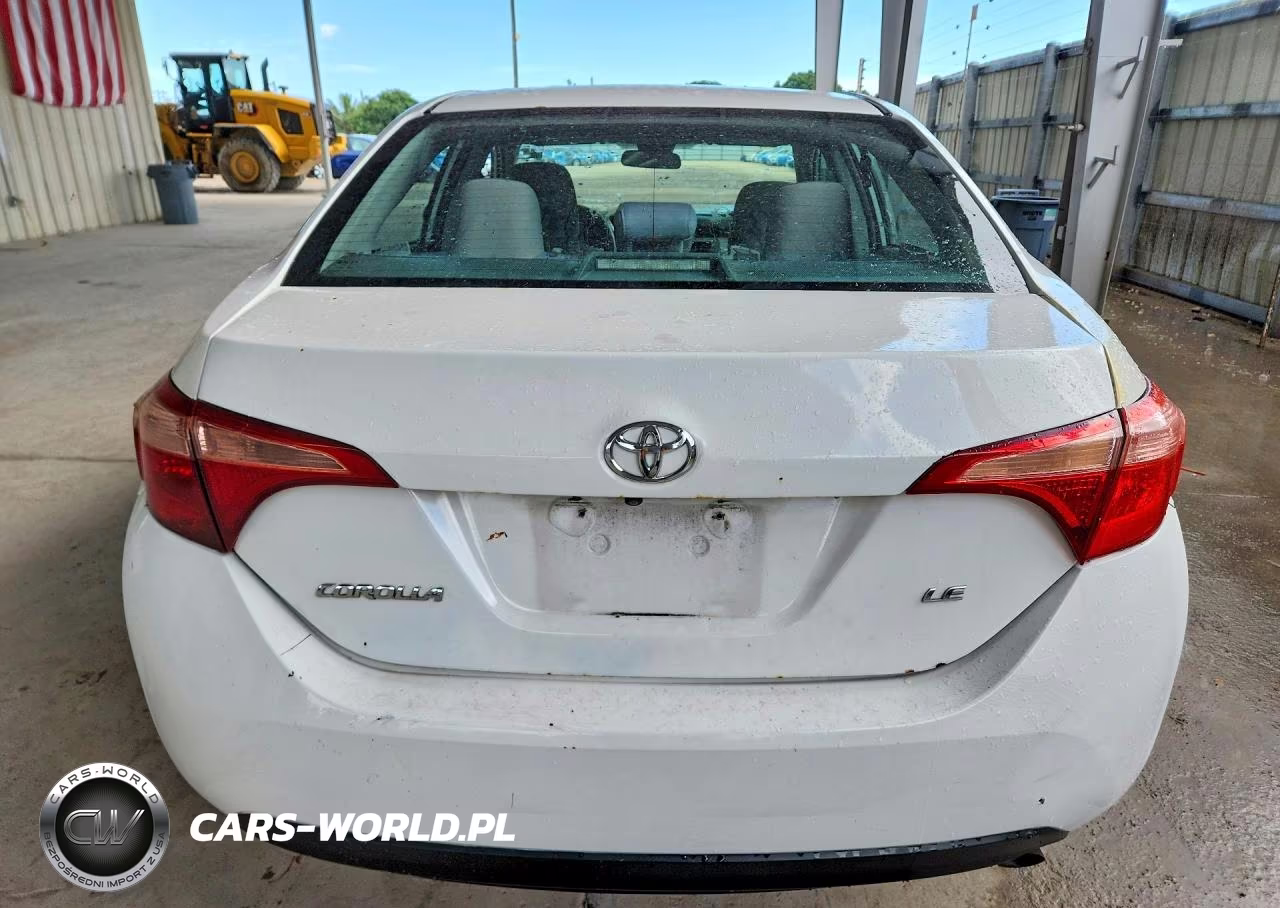 2019 Toyota Corolla Le VIN:5YFBURHE2KP877602 - 6