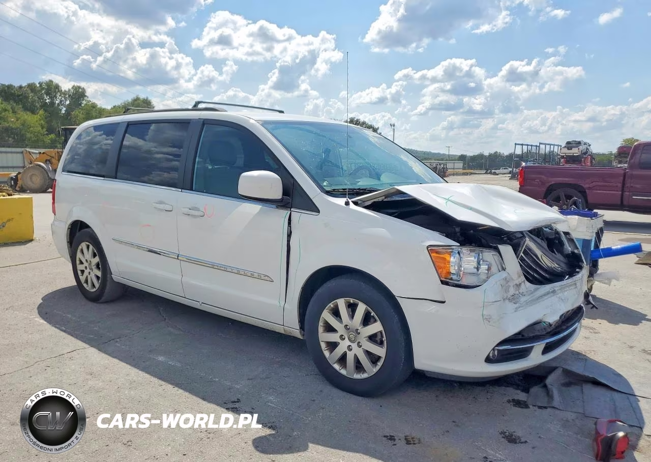 2015 Chrysler Town & Country Touring VIN:2C4RC1BG5FR694570 - 4