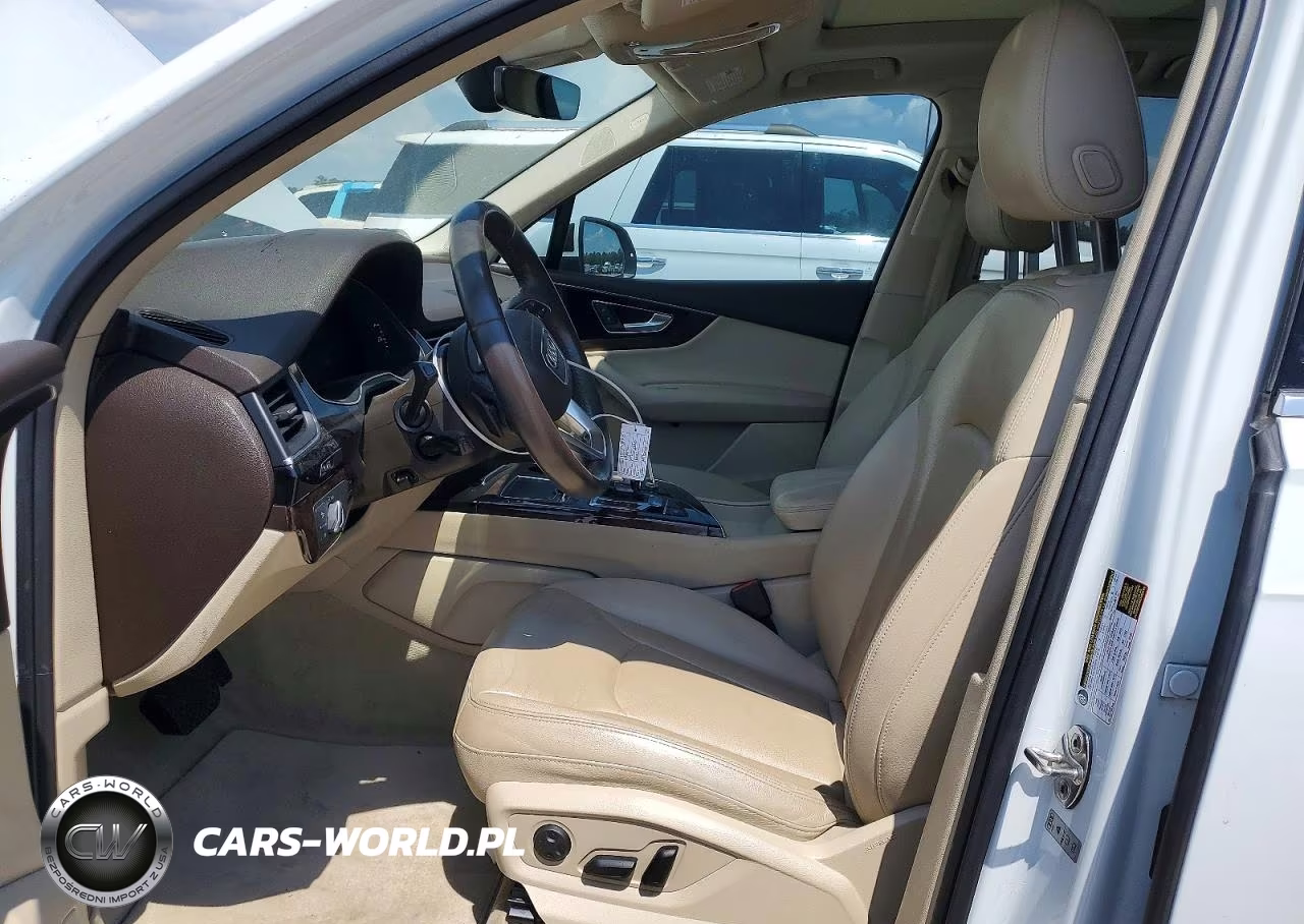 2018 Audi Q7 Premium Plus VIN:WA1LAAF75JD010077 - 7