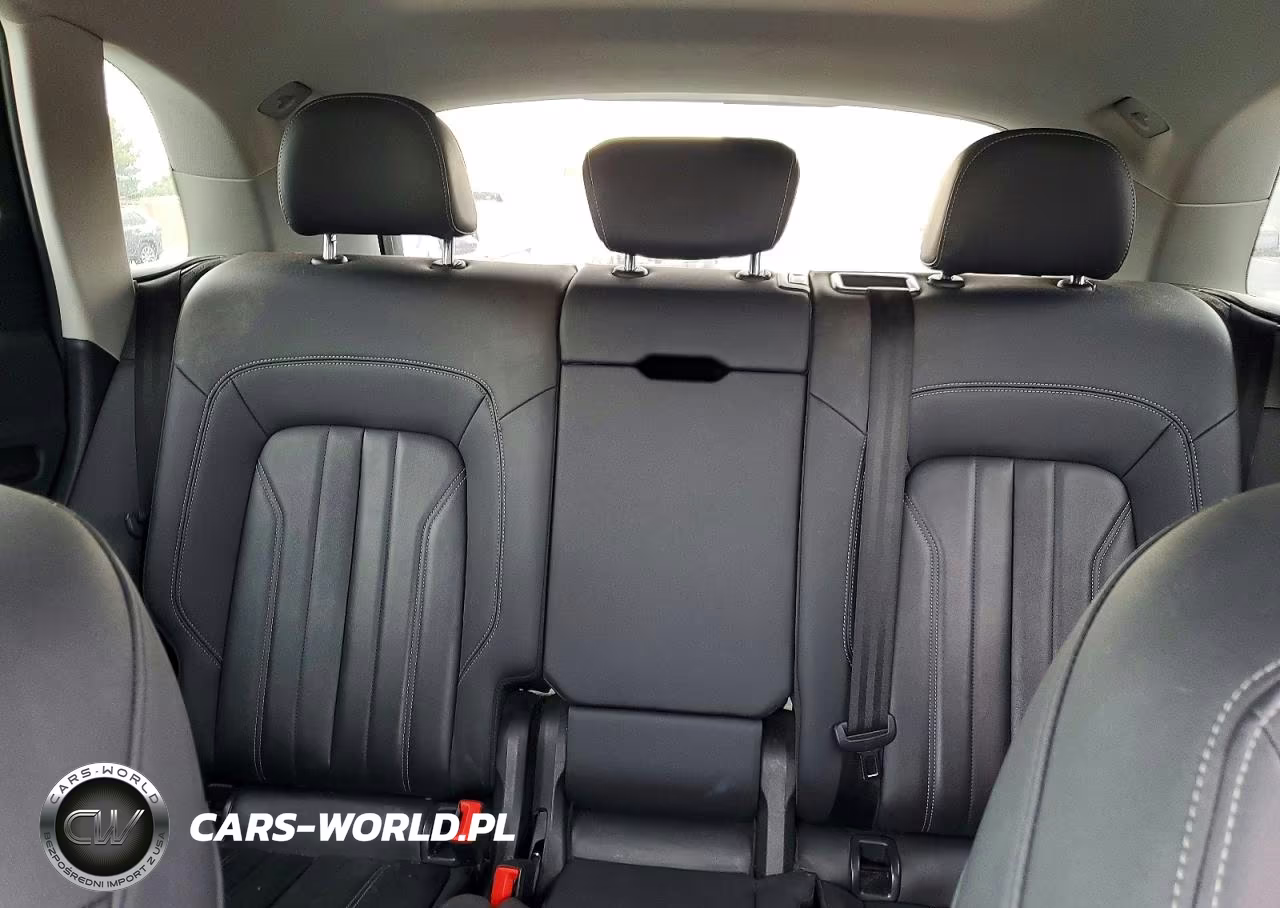 2021 Audi Q5 Premium VIN:WA1AAAFY4M2012547 - 10
