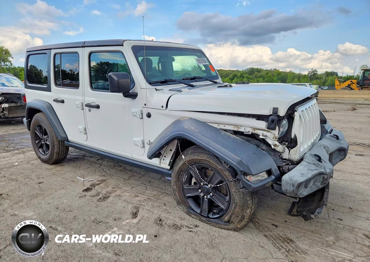 2018 Jeep Wrangler Unlimited Sport VIN:1C4HJXDG7JW296701 - 4