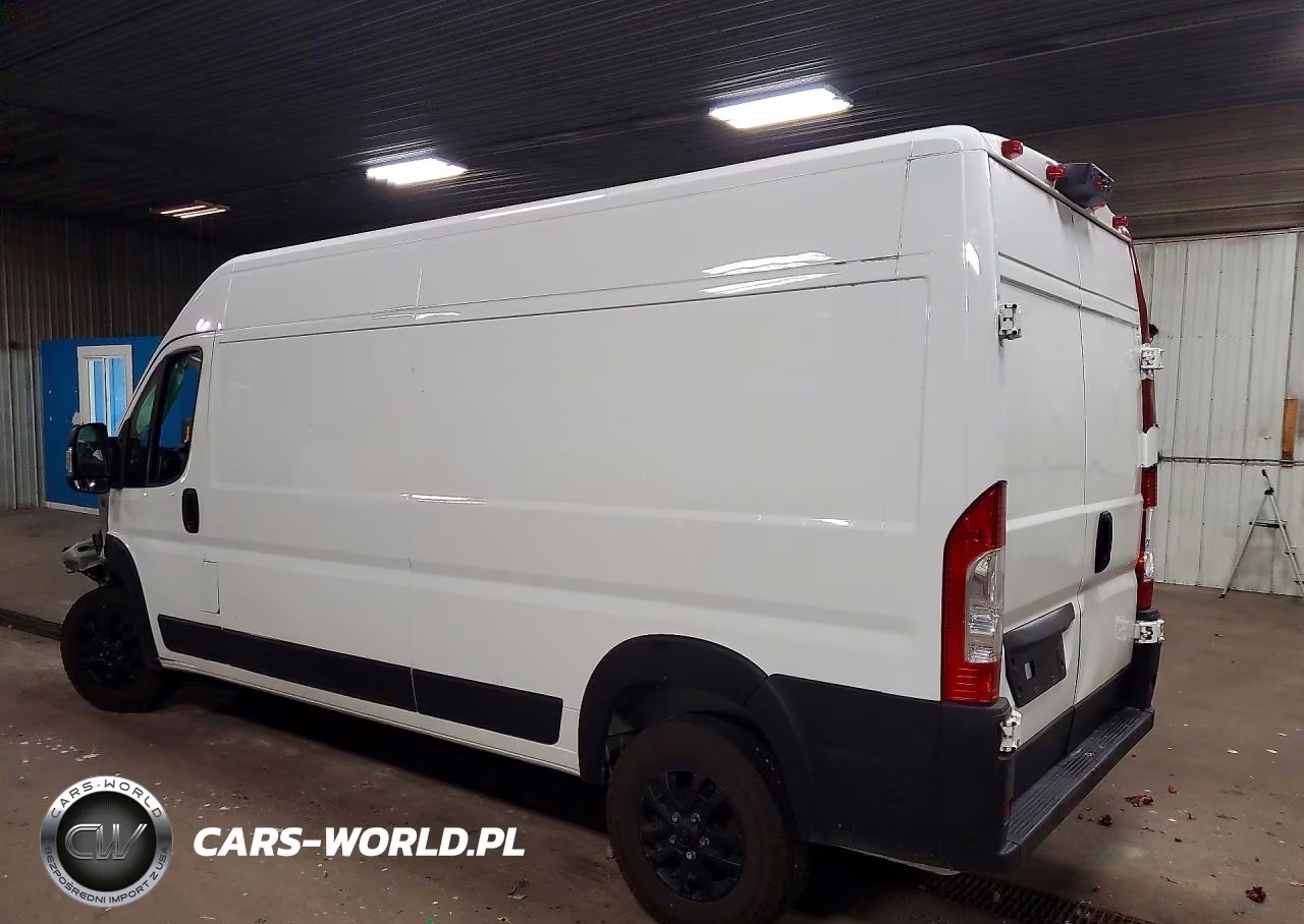 2023 Ram Promaster 2500 Delivery Van VIN:3C6LRVDG2PE526825 - 2