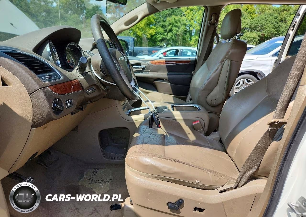 2011 Chrysler Town & Country Limited VIN:2A4RR6DGXBR656152 - 7