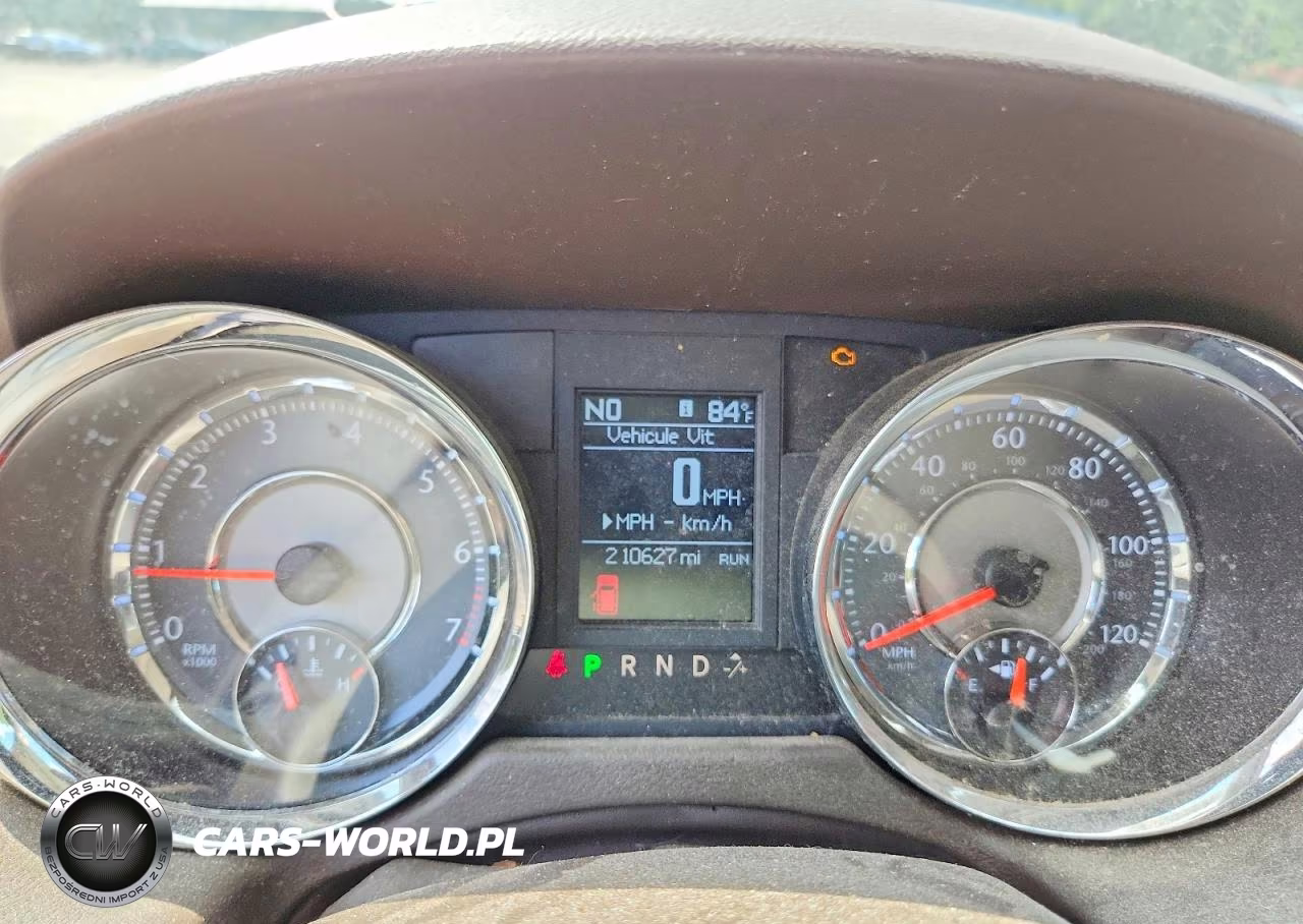 2011 Chrysler Town & Country Limited VIN:2A4RR6DGXBR656152 - 9