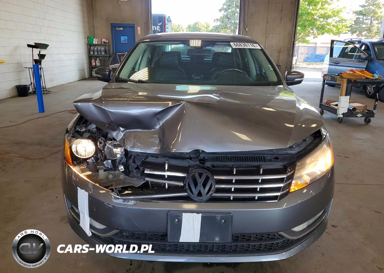 2015 Volkswagen Passat Sel VIN:1VWCV7A38FC022168 - 5